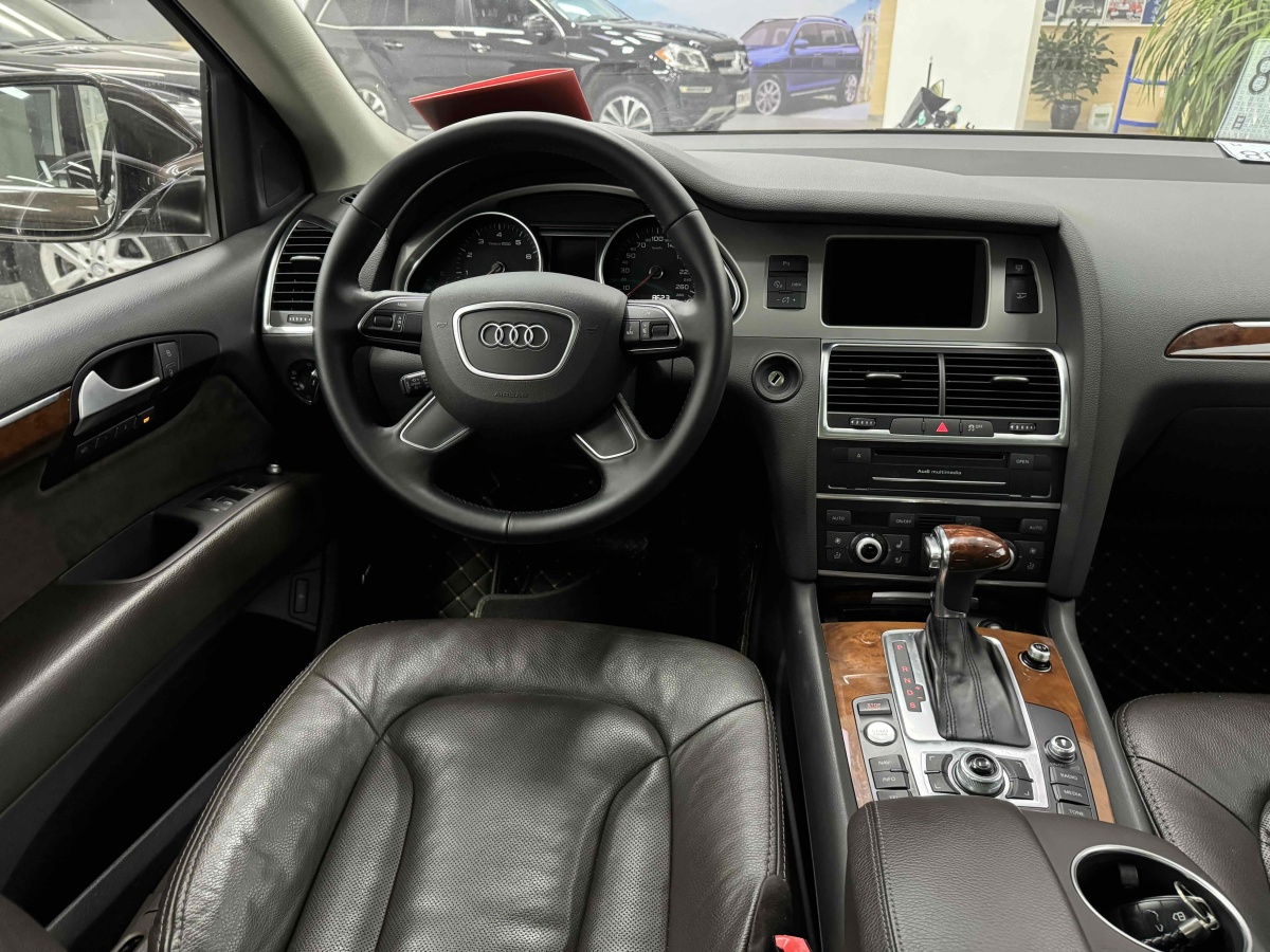 2014年10月奧迪 奧迪Q7  2014款 35 TFSI 進取型