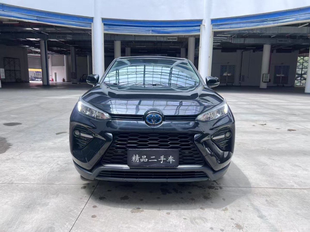 豐田 威蘭達  2022款 雙擎 2.5L E-CVT兩驅(qū)豪華版圖片