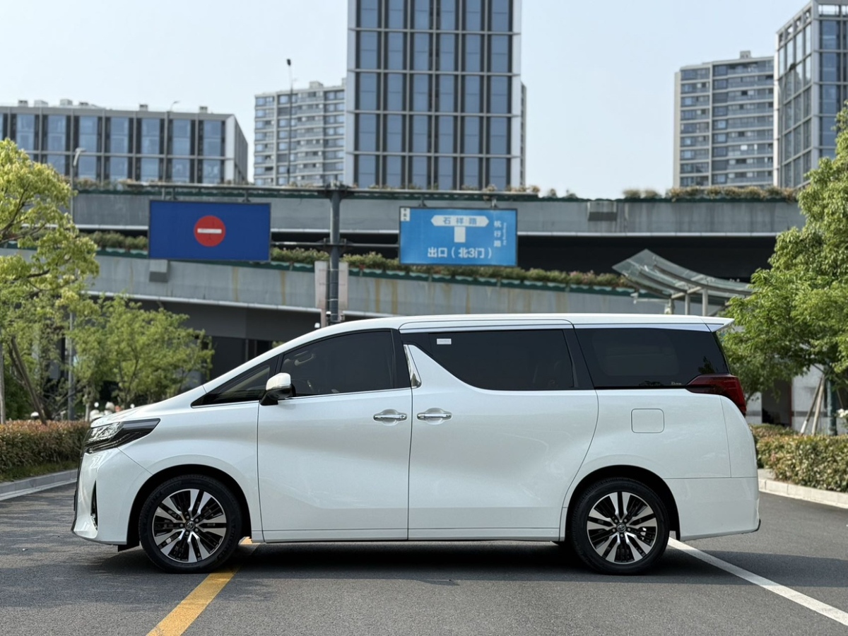 豐田 埃爾法  2018款 改款 3.5L 尊貴版圖片