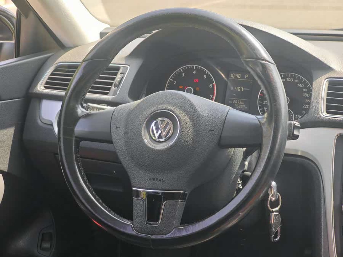 大眾 帕薩特  2013款 1.8TSI DSG尊榮版圖片