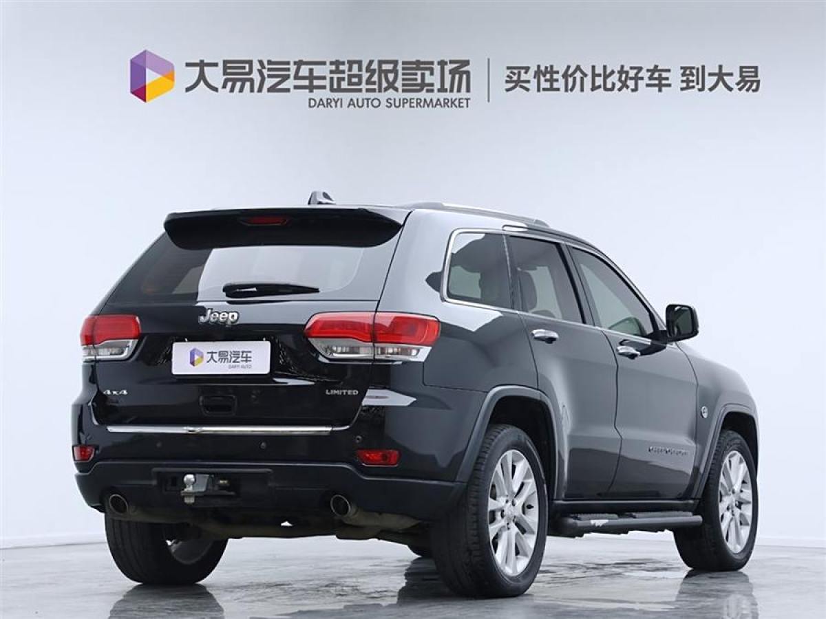 Jeep 大切諾基  2017款 3.6L 豪華導(dǎo)航版圖片