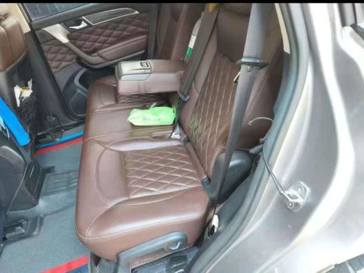 哈弗 H9  2020款 2.0T 汽油四驅(qū)豪華型 7座圖片