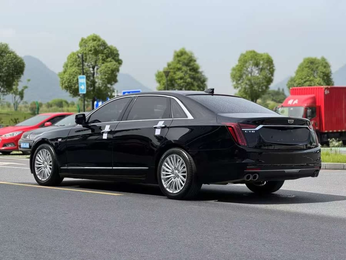 凱迪拉克 CT6  2023款 28T 豪華型圖片