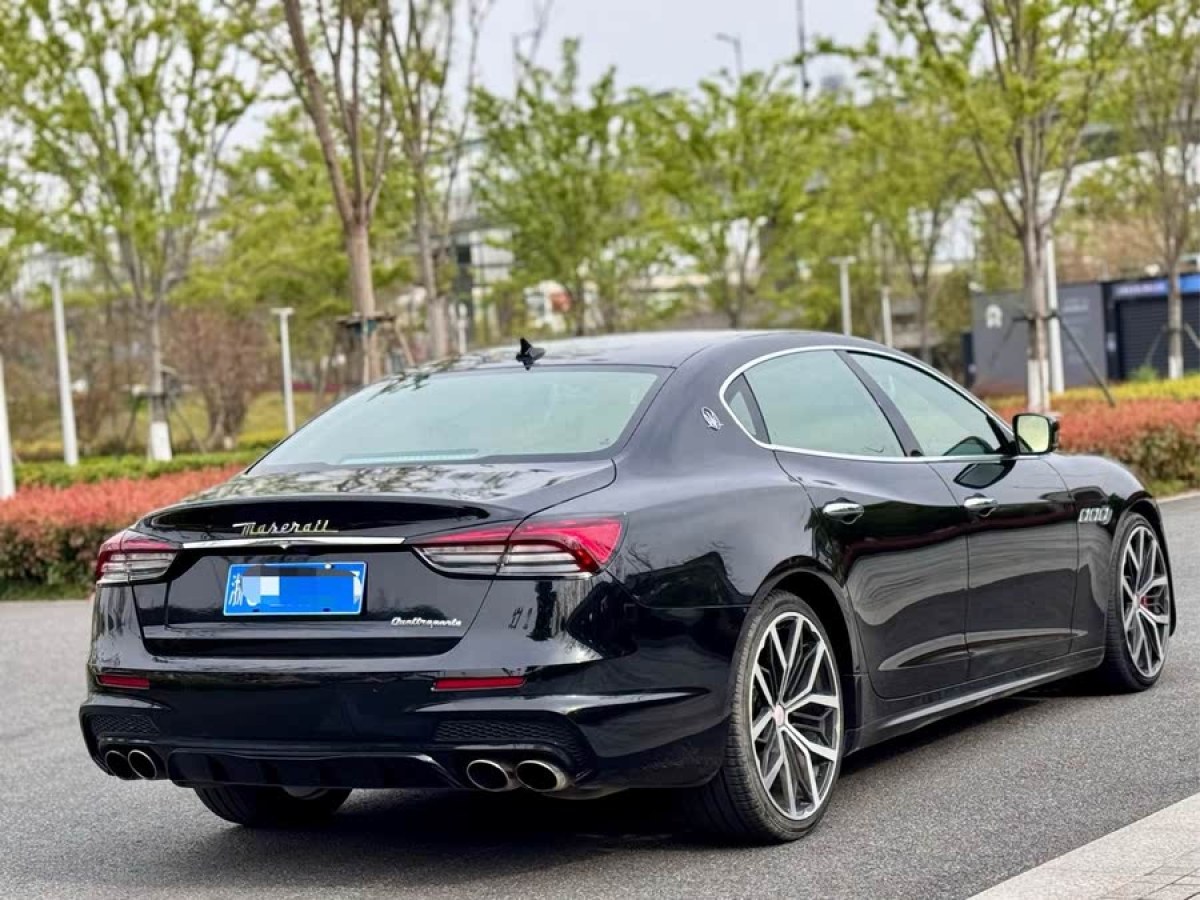 瑪莎拉蒂 總裁  2015款 3.0T 標(biāo)準(zhǔn)型圖片