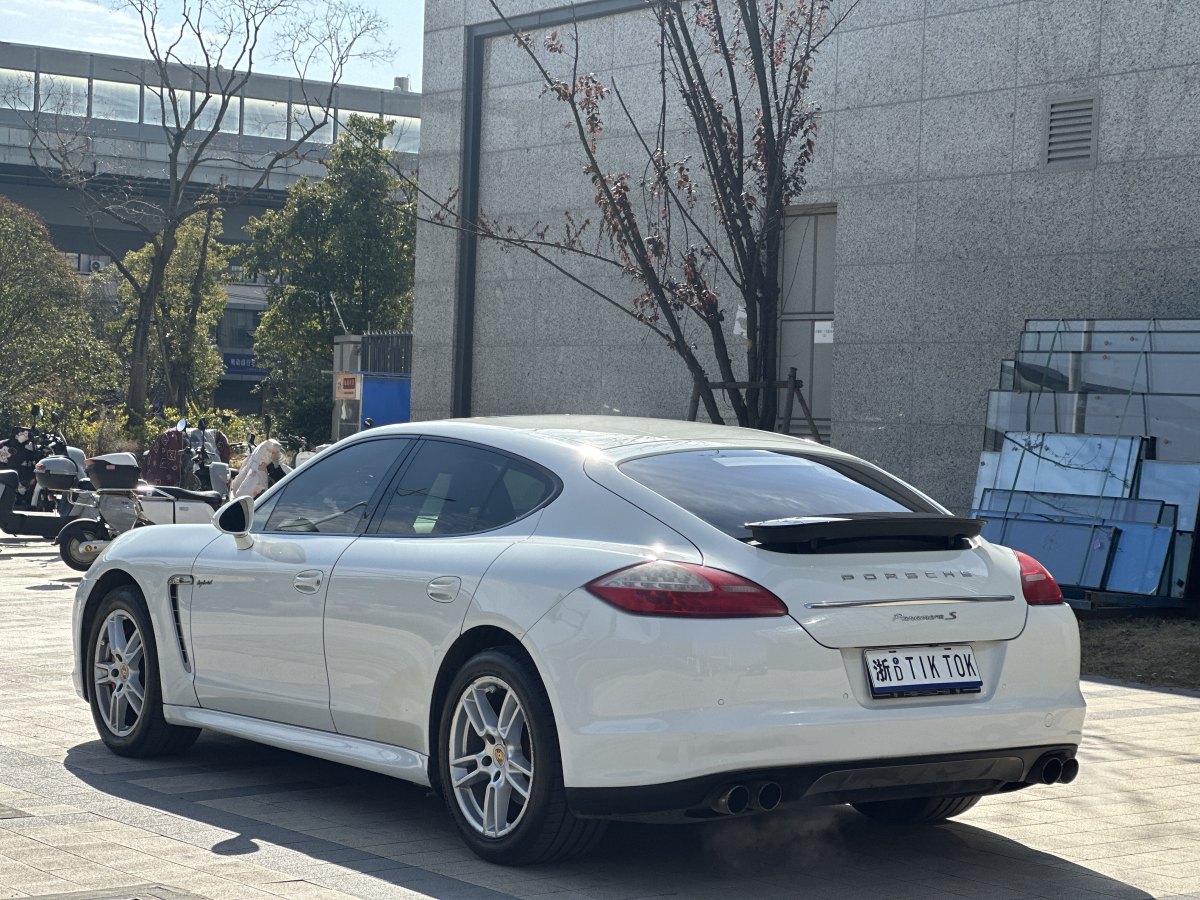 保時(shí)捷 Panamera  2013款 Panamera Platinum Edition 3.6L圖片