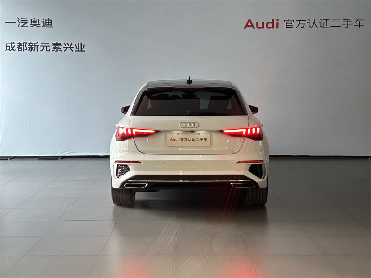 奧迪 奧迪A3  2022款 Sportback 35 TFSI 時尚運(yùn)動型圖片