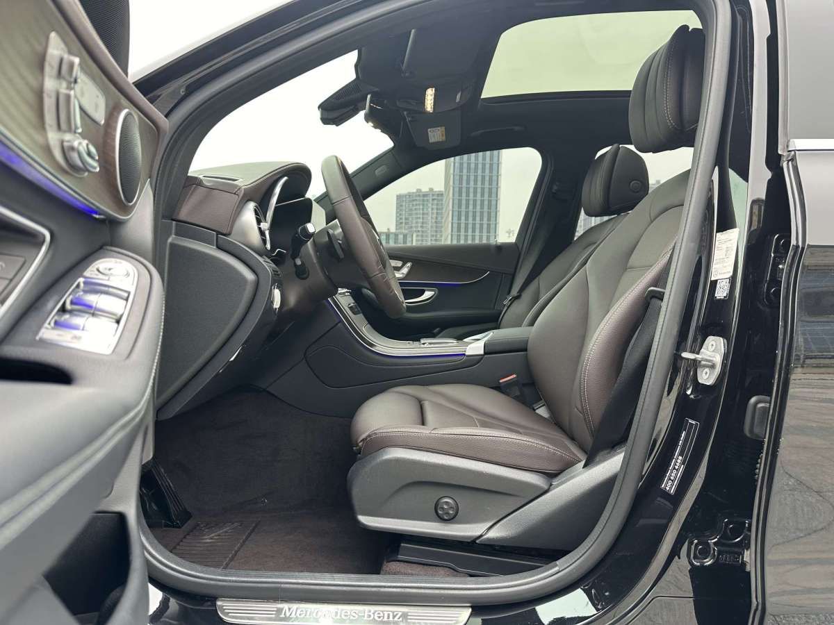 2021年6月奔馳 奔馳GLC  2021款 GLC 260 L 4MATIC 豪華型