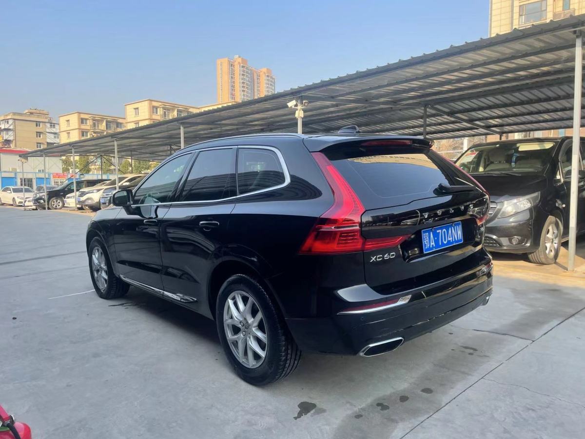 沃爾沃 XC60  2020款 T5 四驅(qū)智遠豪華版圖片