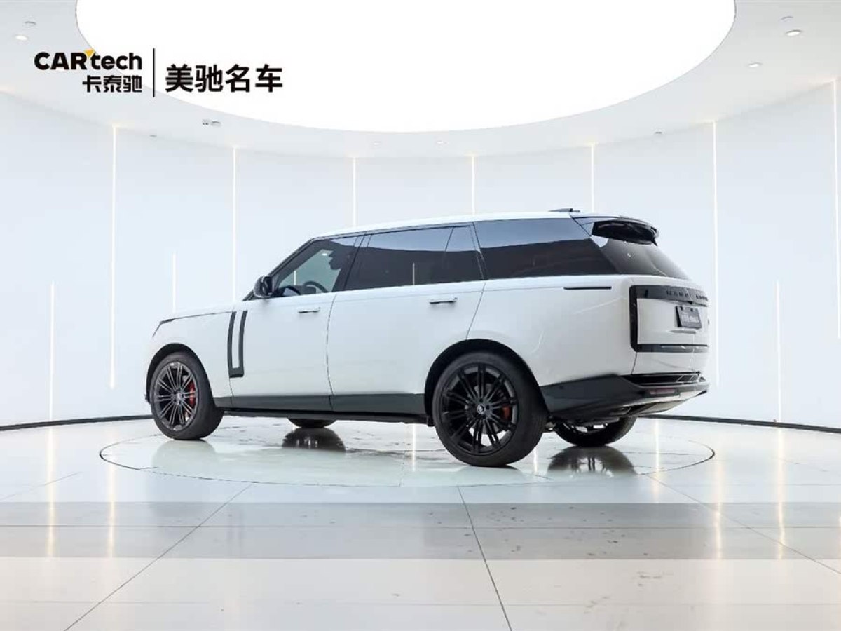 路虎 攬勝  2024款 3.0 L6 400PS 創(chuàng)世加長(zhǎng)版圖片