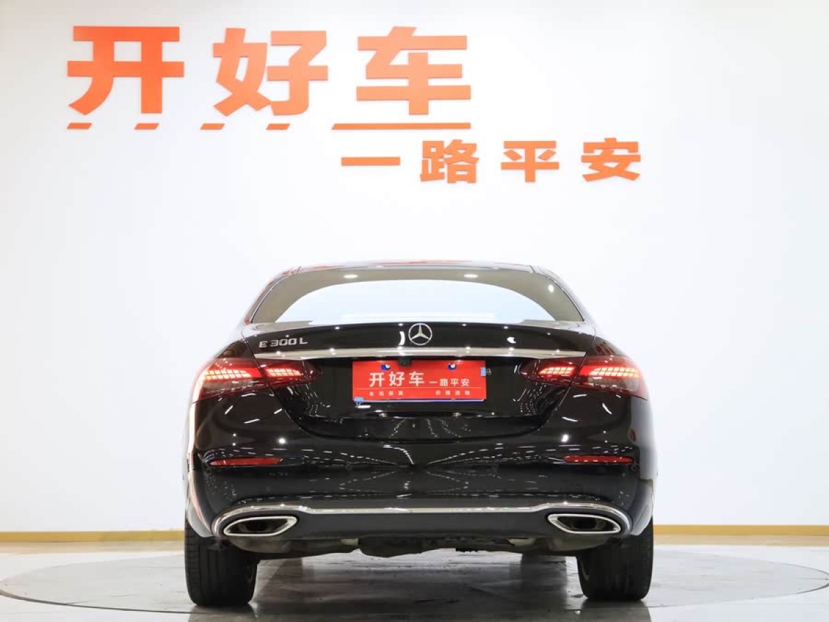 奔馳 奔馳E級(jí)  2021款 改款 E 300 L 時(shí)尚型圖片