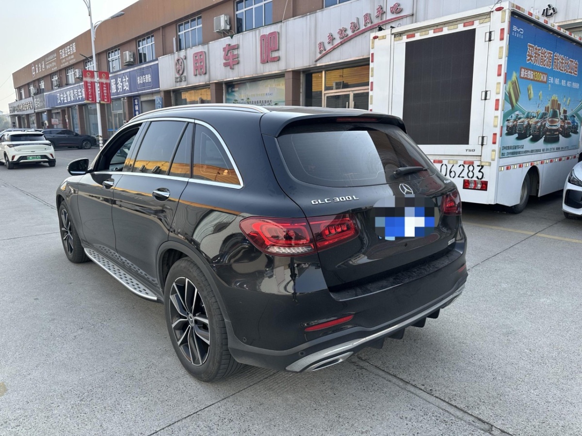 奔馳 奔馳GLC  2022款 改款 GLC 300 L 4MATIC 動感型臻藏版圖片