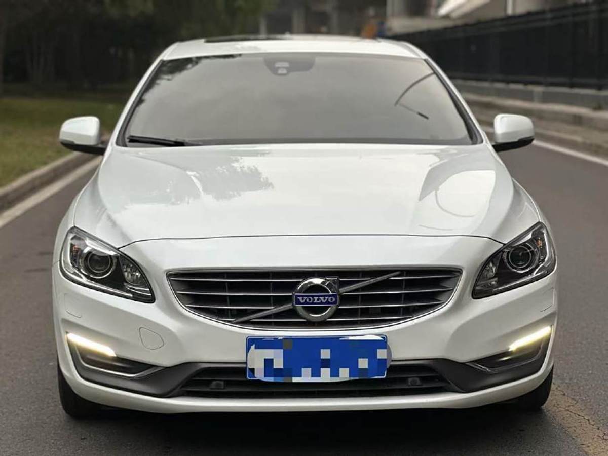 沃爾沃 S60  2015款 L 2.0T 智遠(yuǎn)版圖片