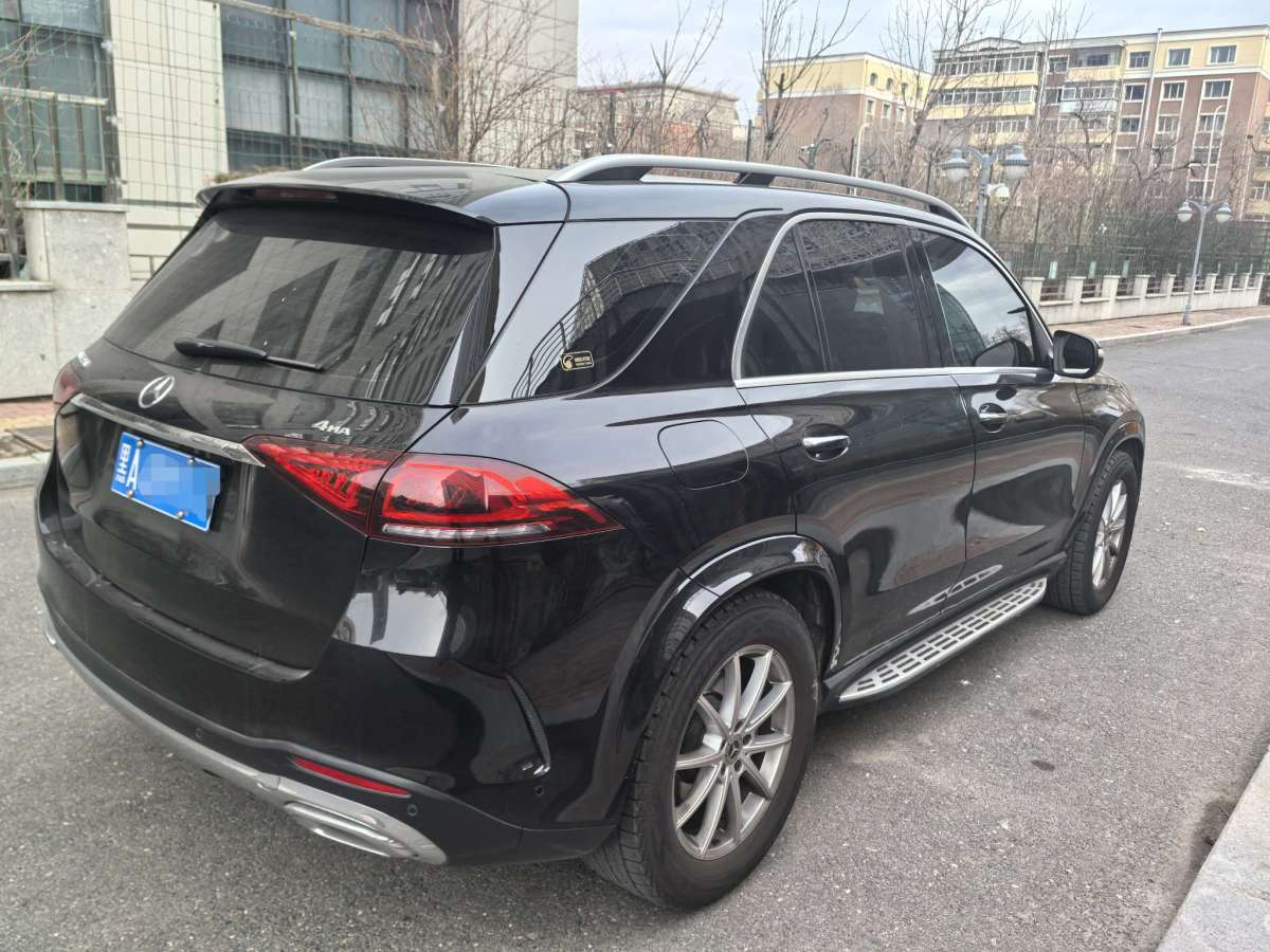 奔馳 奔馳GLE  2020款  GLE 350 4MATIC 時(shí)尚型圖片