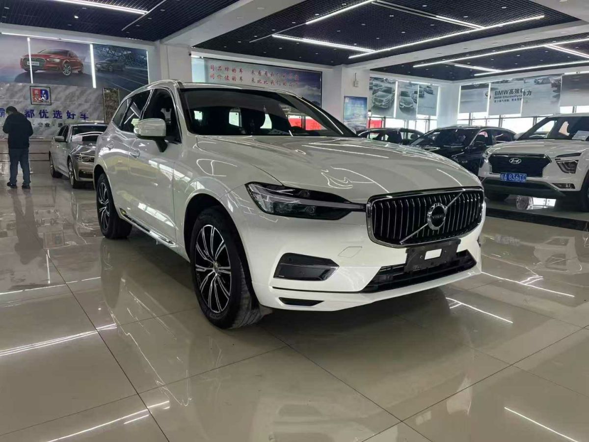 沃爾沃 XC60  2021款 T4 智行豪華版圖片