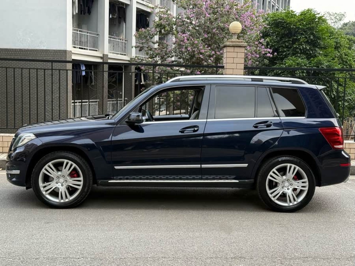 奔馳 奔馳GLK級(jí)  2013款 改款 GLK 300 4MATIC 豪華型圖片