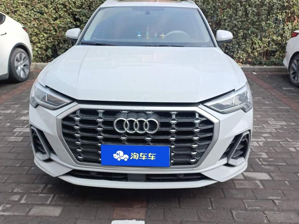 奧迪 奧迪Q3  2022款 35 TFSI 時(shí)尚動(dòng)感型圖片