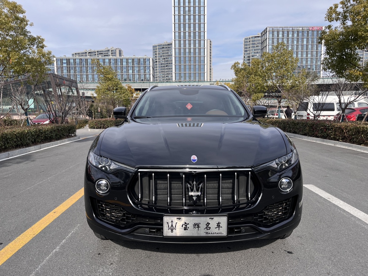 瑪莎拉蒂 Levante  2020款 3.0T 標(biāo)準(zhǔn)版圖片