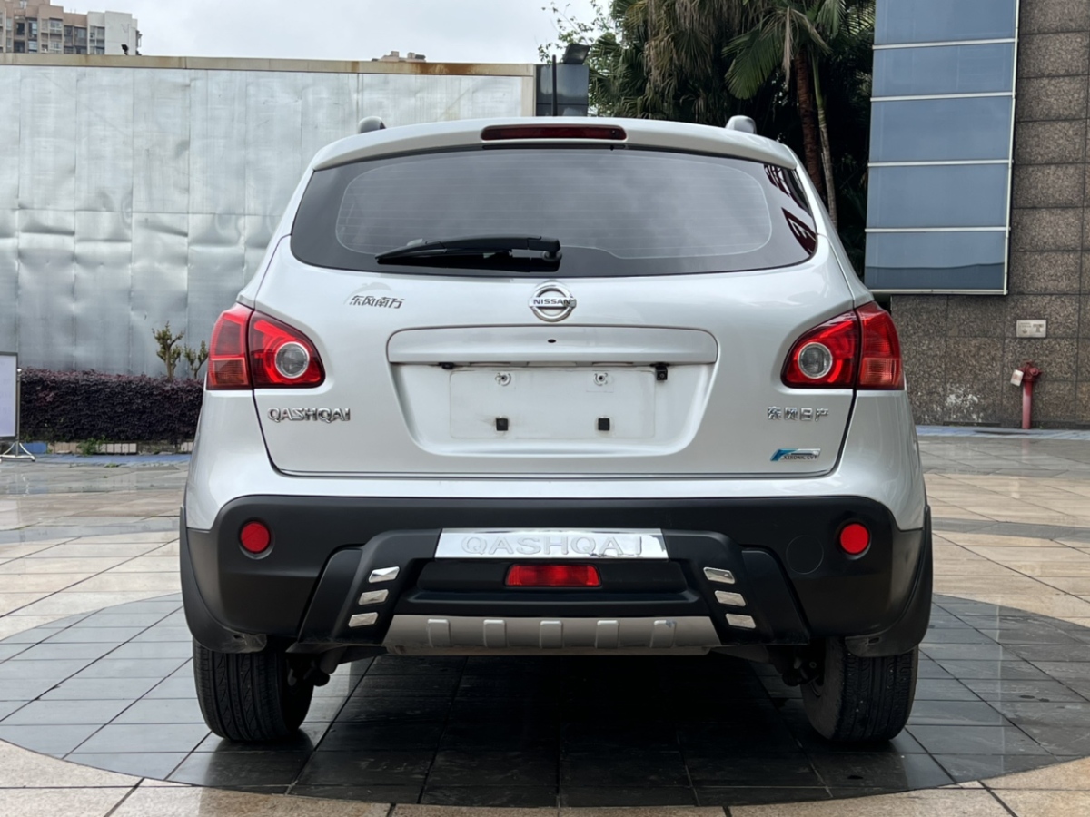 日產(chǎn) 逍客  2012款 2.0XL 火 CVT 2WD圖片