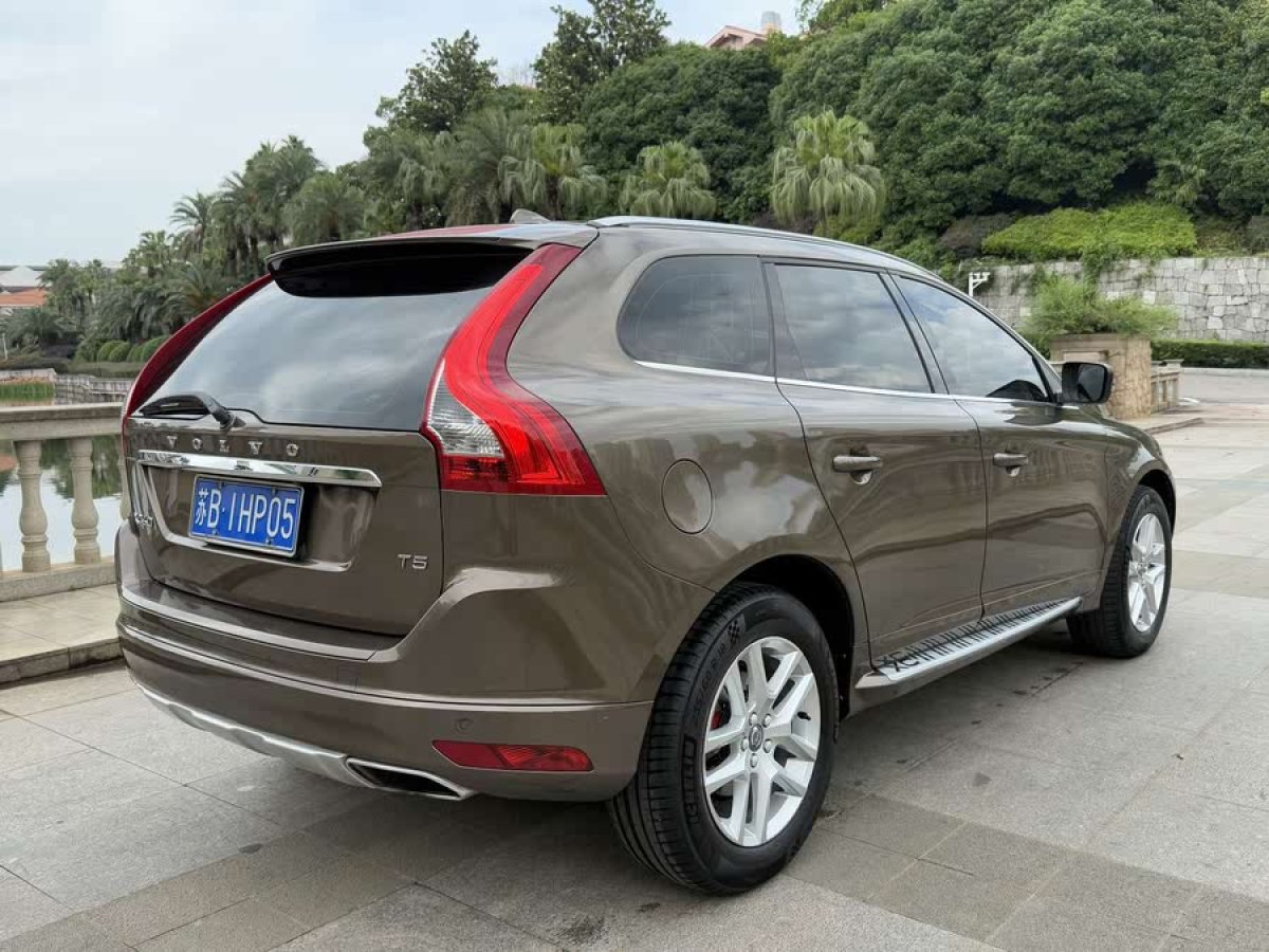 沃爾沃 XC60  2017款 T5 智進(jìn)版圖片