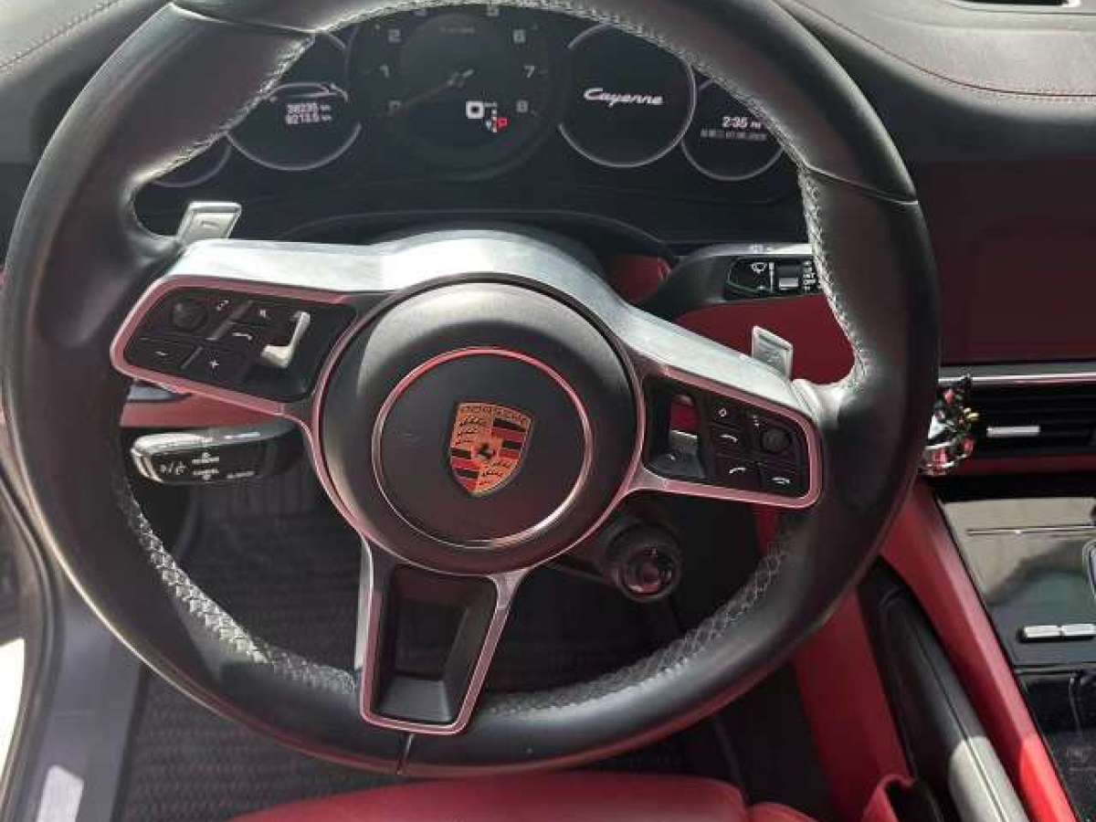 保時(shí)捷 Cayenne  2023款 Cayenne 3.0T 鉑金版圖片