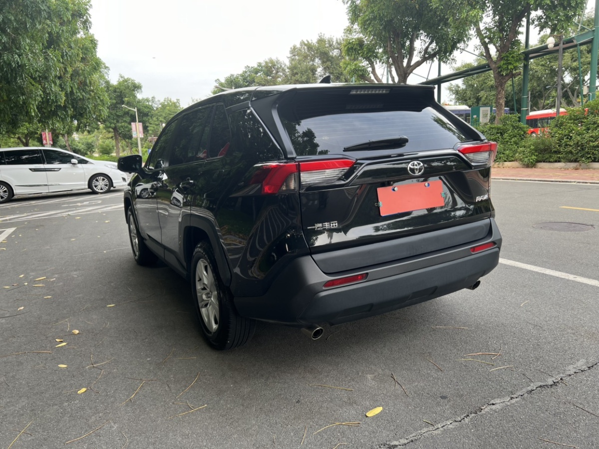 豐田 RAV4榮放  2023款 2.0L CVT兩驅(qū)都市版圖片