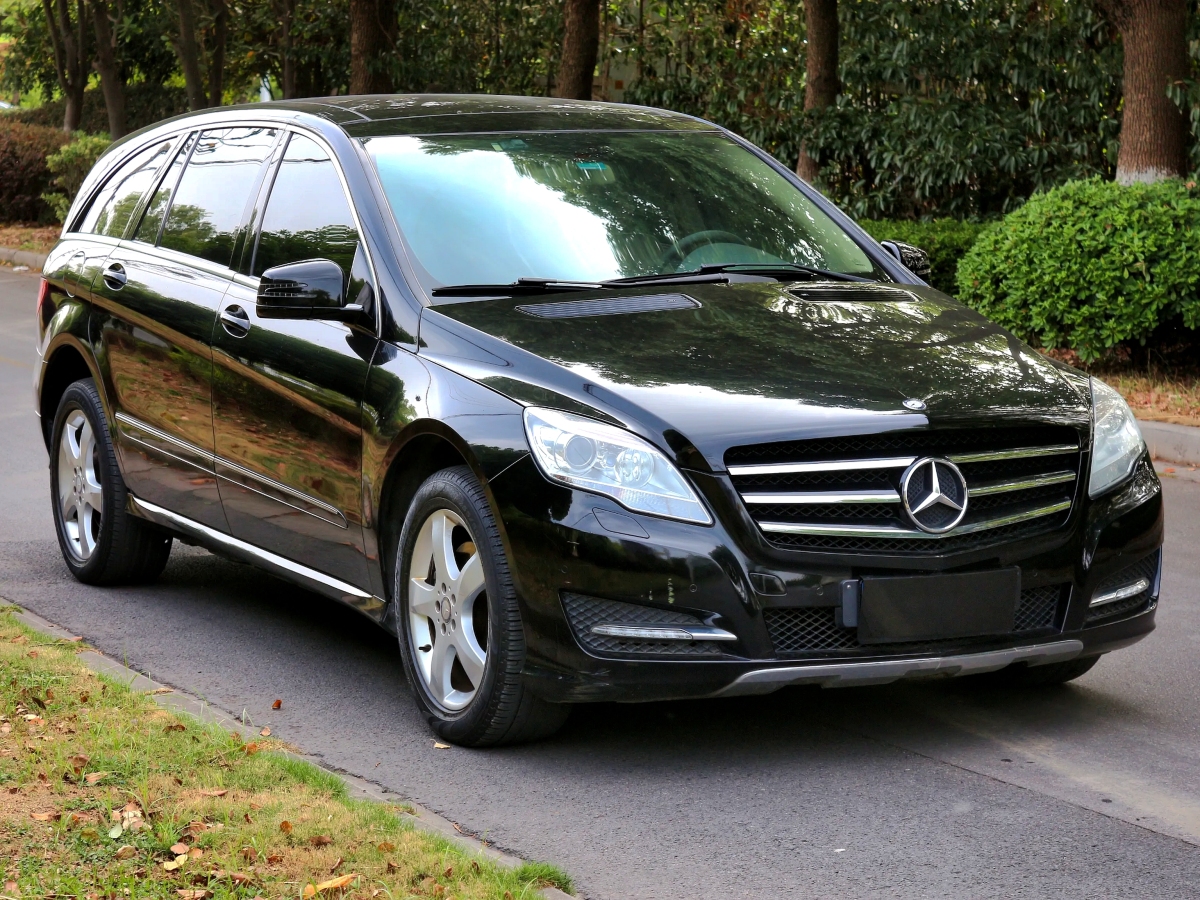 奔馳 奔馳R級  2015款 R 400 4MATIC 商務(wù)型圖片