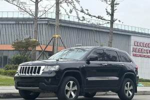 大切諾基 Jeep 3.6L 豪華導(dǎo)航版