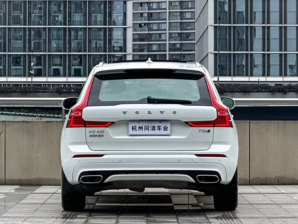 沃爾沃 XC60  2019款 T5 四驅智逸版圖片