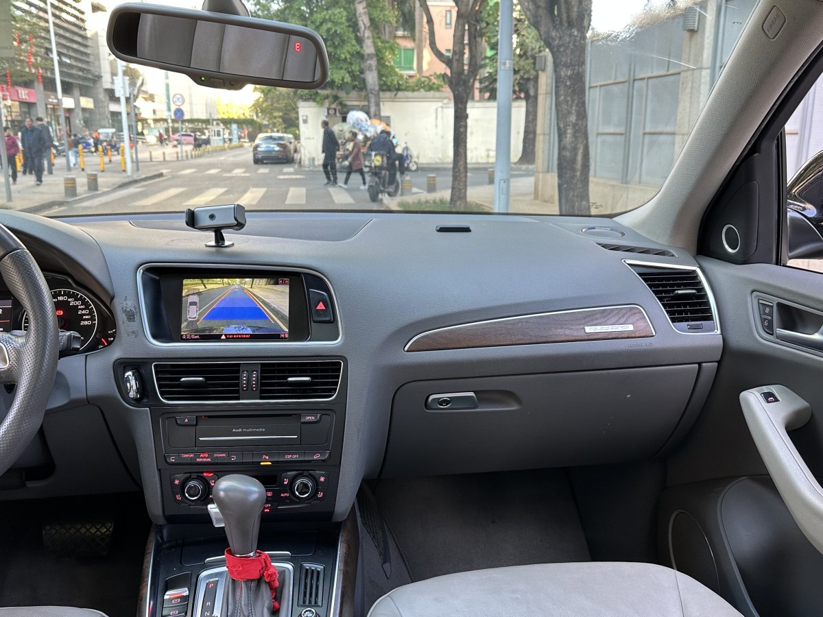 奧迪 奧迪Q5  2011款 2.0TFSI 豪華型圖片