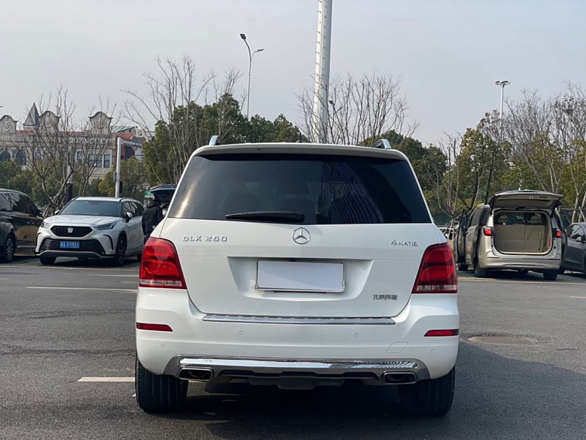 奔馳 奔馳GLK級  2015款 GLK 260 4MATIC 時尚型 極致版圖片