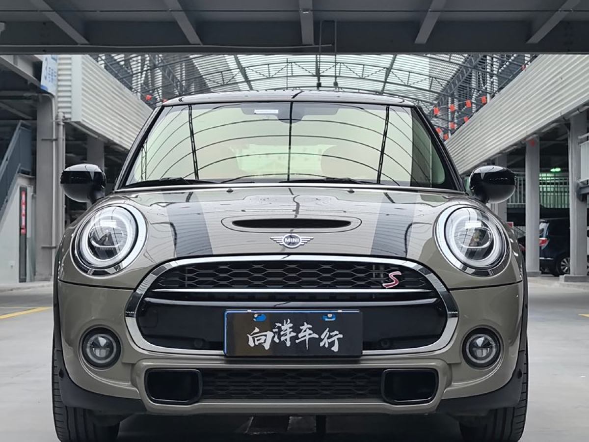 MINI MINI  2019款 2.0T COOPER S 經(jīng)典派圖片