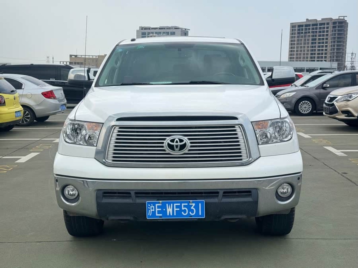 豐田 坦途  2011款 5.7 標(biāo)準(zhǔn)型圖片