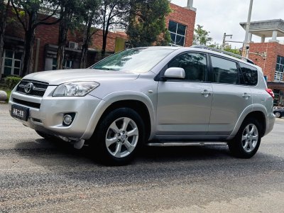 豐田 RAV4榮放 2.4L 自動(dòng)豪華版圖片