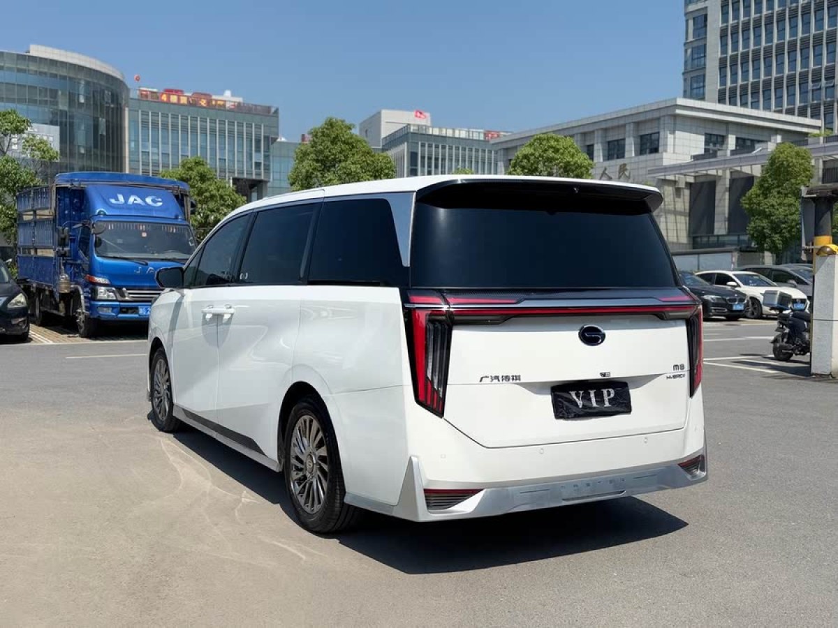 廣汽傳祺 M8  2023款 宗師系列 雙擎 御尊圖片