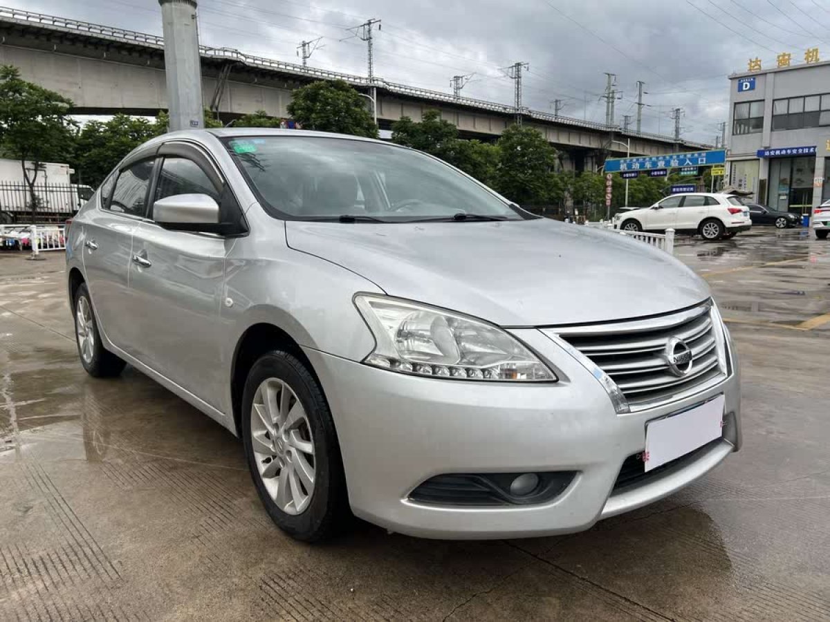 日產(chǎn) 軒逸  2012款 1.6XE 手動舒適版圖片