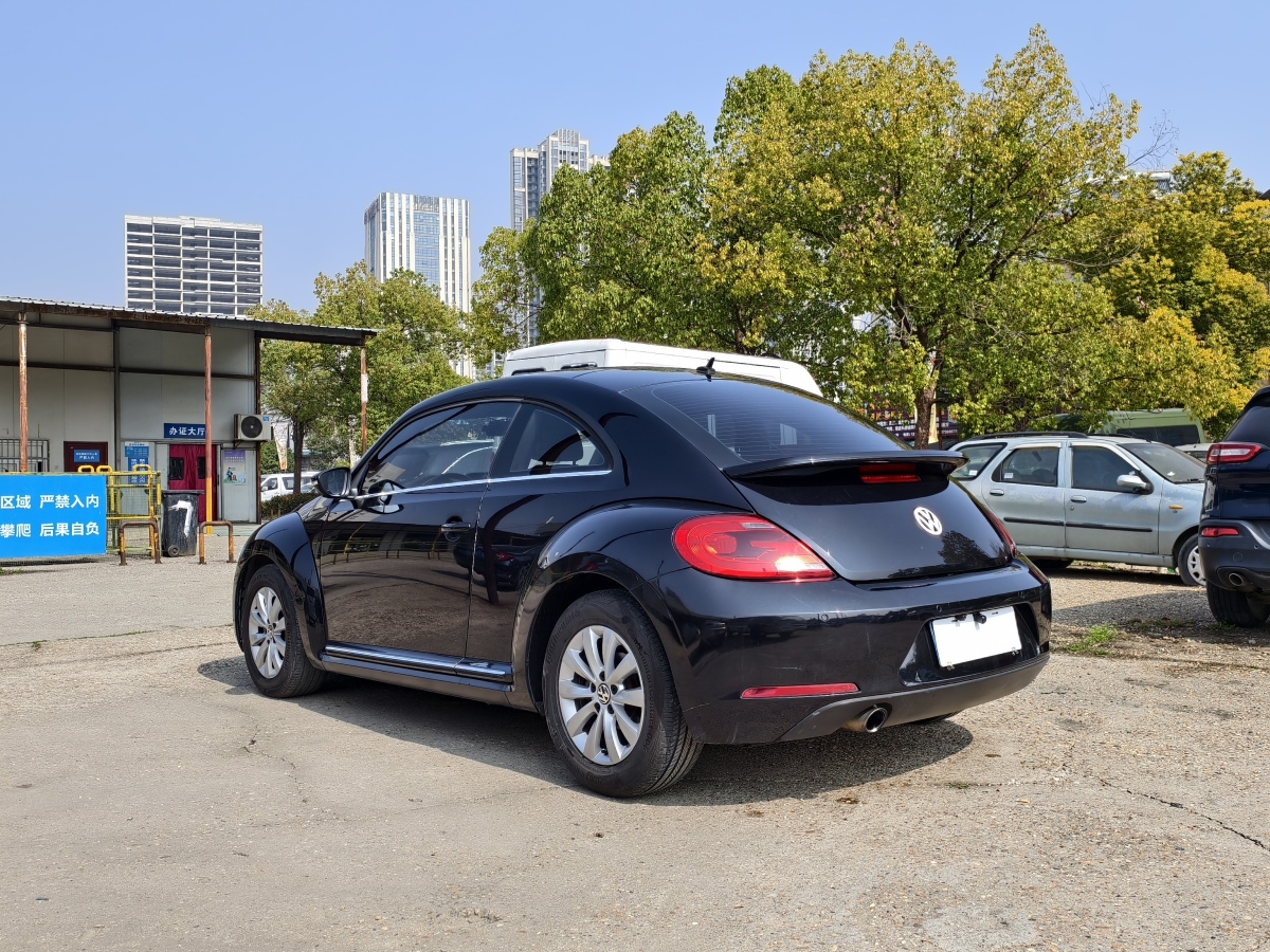 2013年10月大眾 甲殼蟲  2013款 1.2TSI 時(shí)尚型