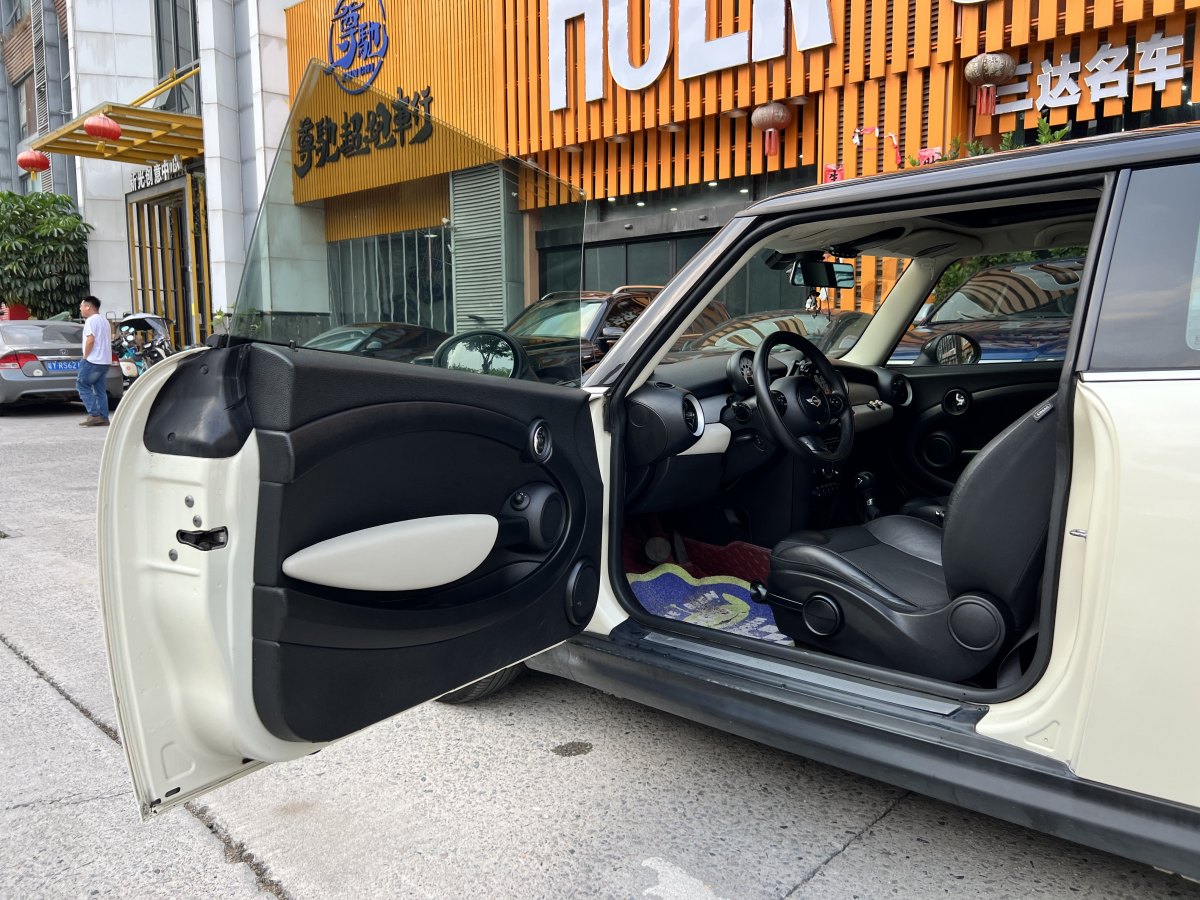 MINI COUNTRYMAN  2011款 1.6L COOPER Fun圖片