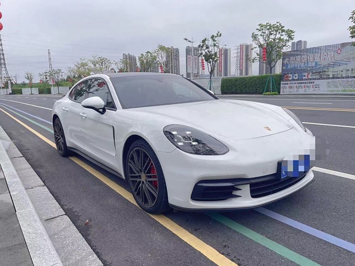 2018年2月保時(shí)捷 Panamera  2017款 Panamera 3.0T