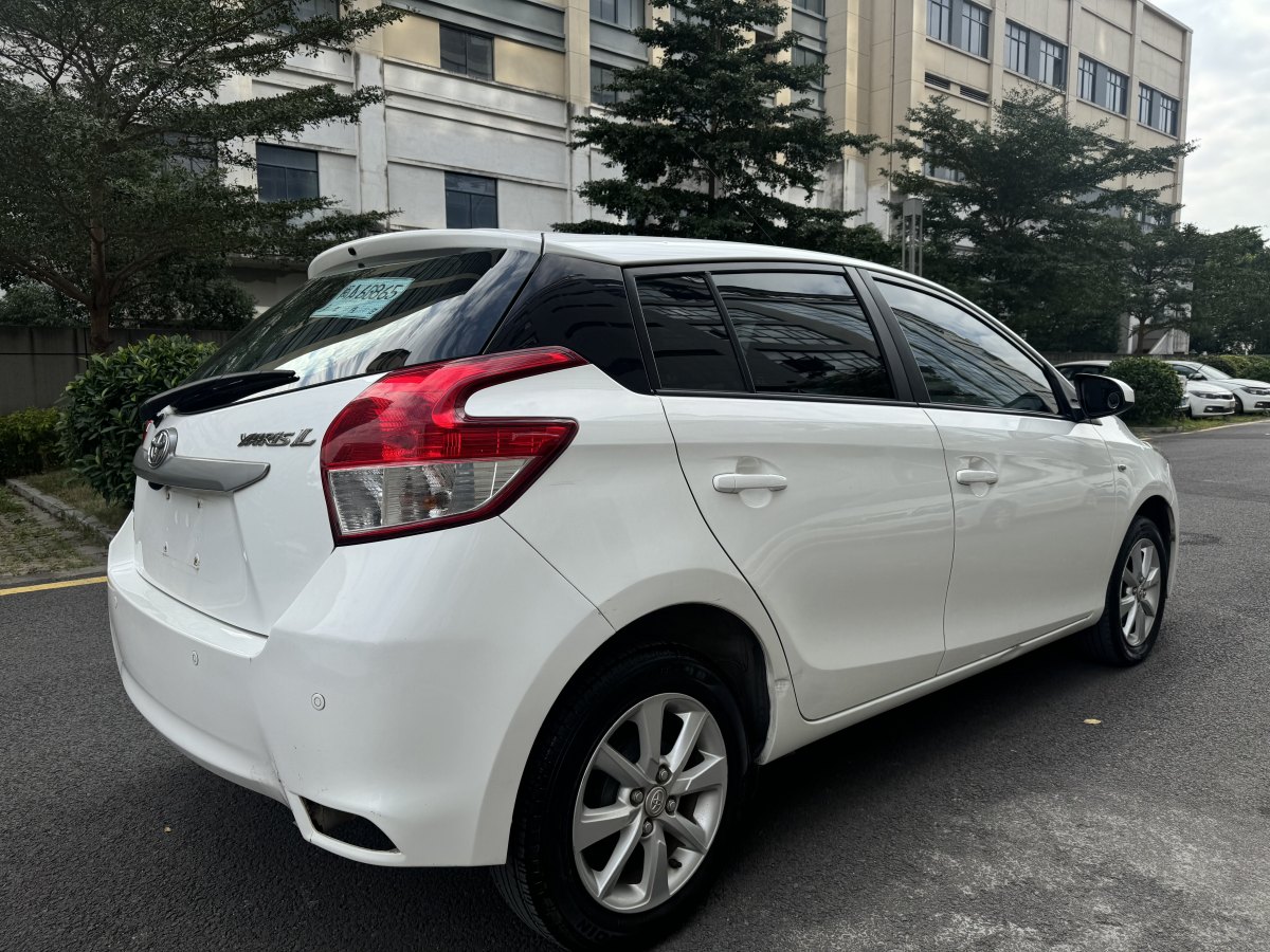 豐田 YARiS L 致炫  2015款 1.5G 自動(dòng)炫動(dòng)天窗特別版圖片