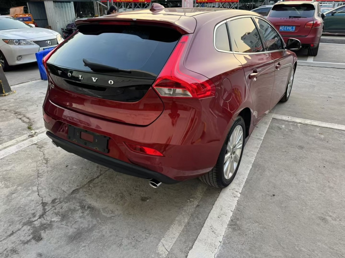 沃爾沃 V40  2015款 1.6T 智逸版圖片