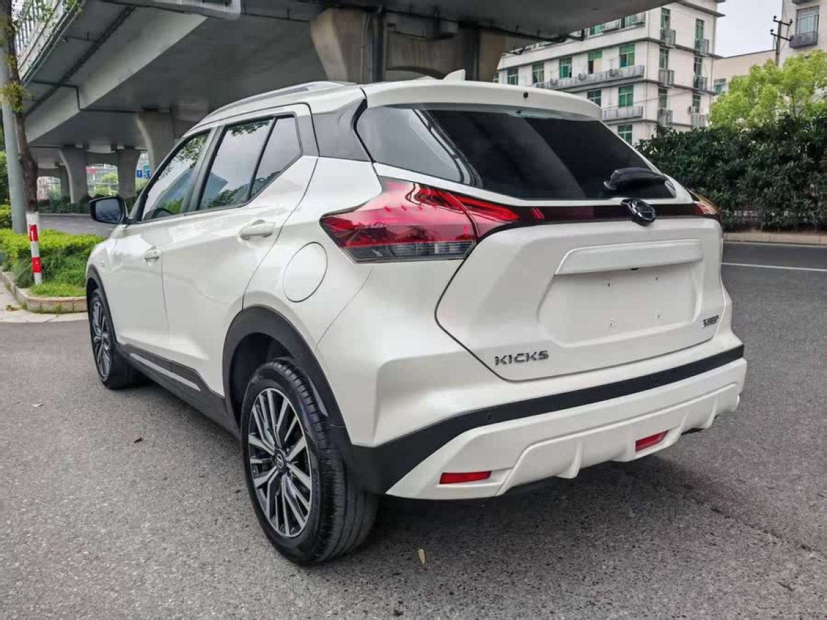 日產(chǎn) 勁客  2022款 1.5L XL CVT時(shí)尚版圖片