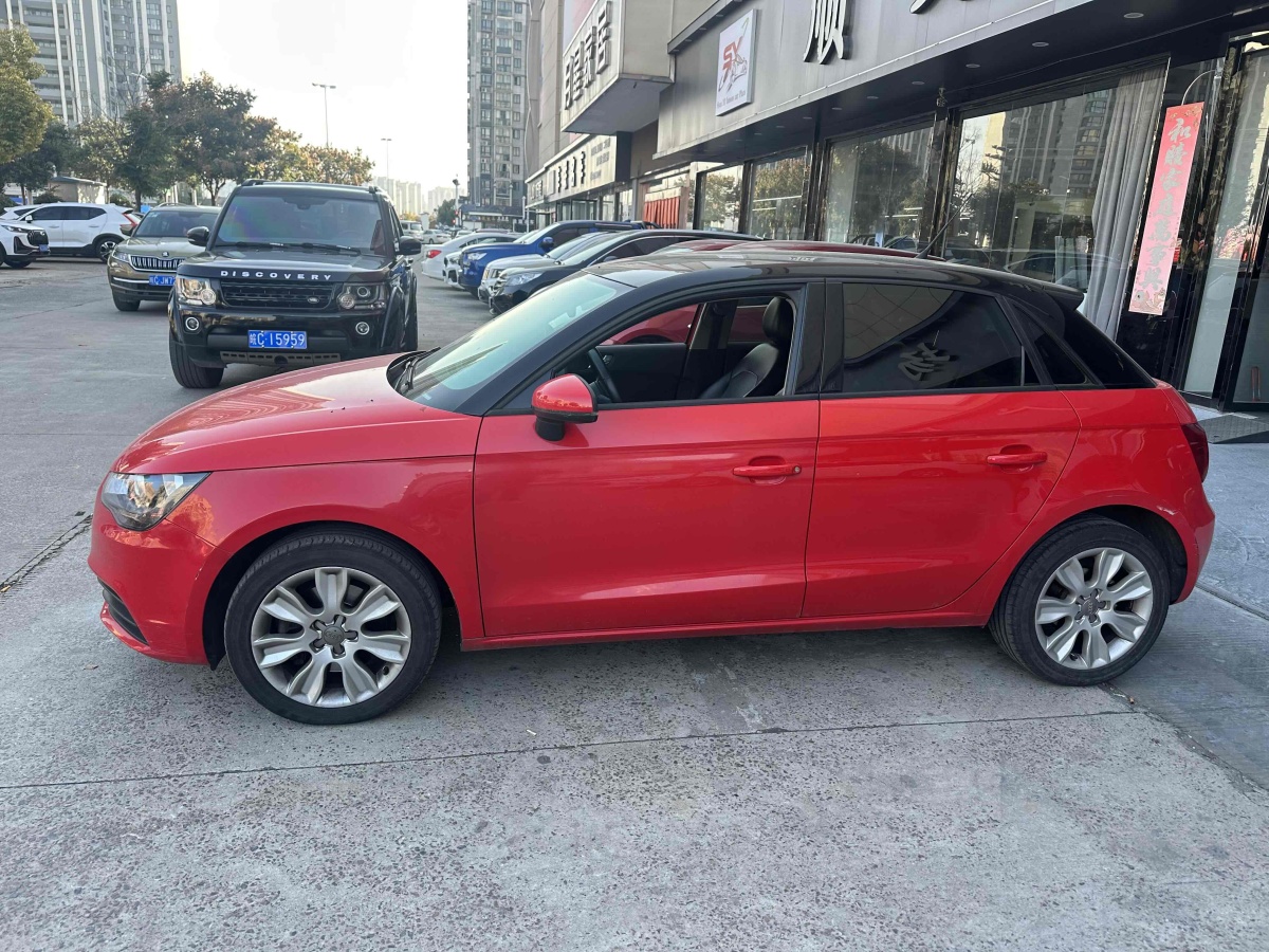 奧迪 奧迪A1  2014款 30 TFSI Sportback時(shí)尚型圖片