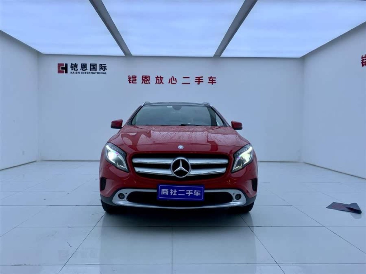 奔馳 奔馳GLA  2016款 GLA 200 時(shí)尚型圖片