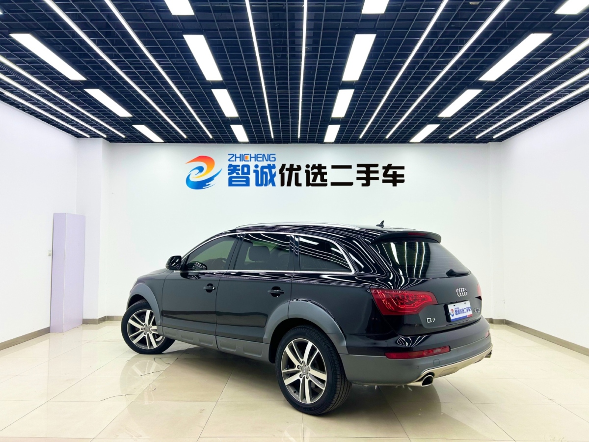 2014年3月奧迪 奧迪Q7  2014款 35 TFSI 越野型