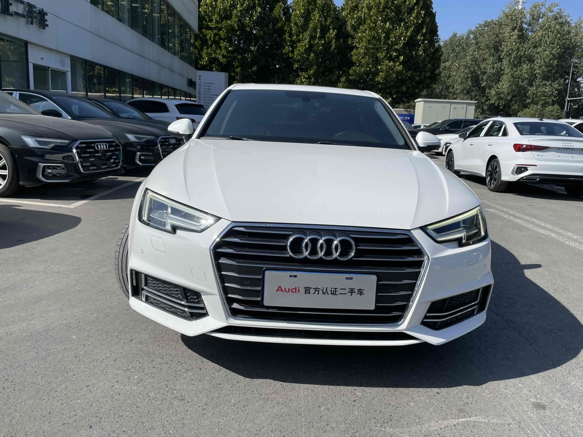 2019年4月奧迪 奧迪A4L  2019款 40 TFSI 進取型 國V