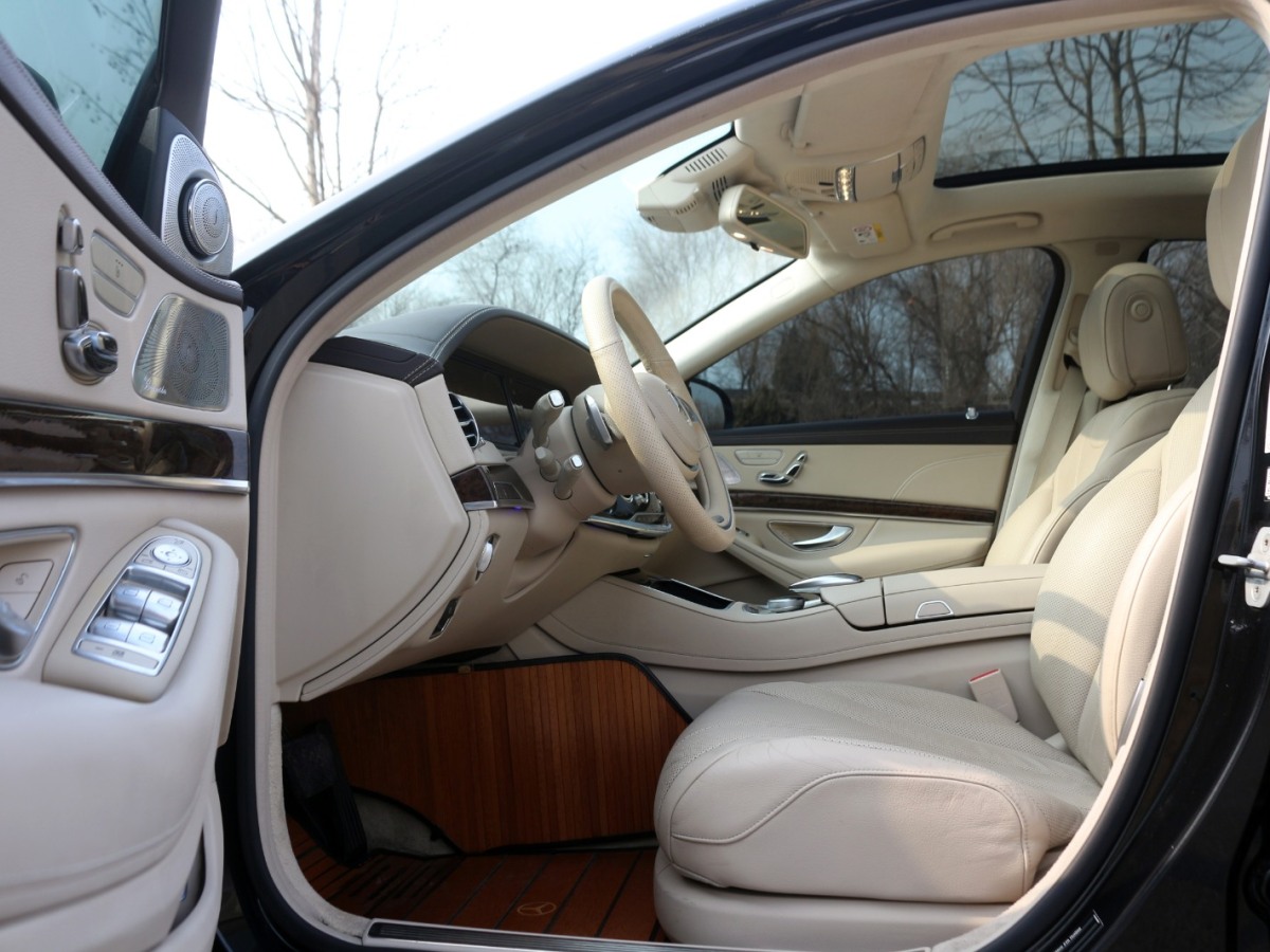 2014年11月奔驰 奔驰S级  2014款 S 320 L 商务型
