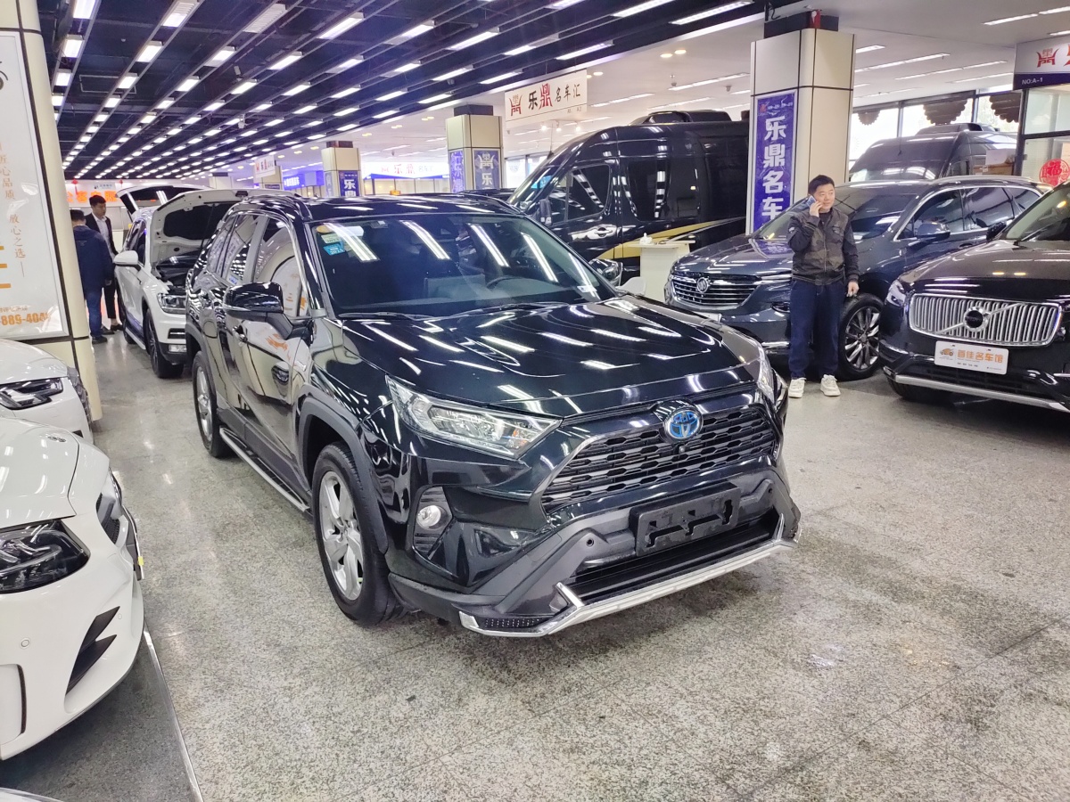 丰田 RAV4荣放  2020款 双擎  2.5L CVT两驱精英版图片