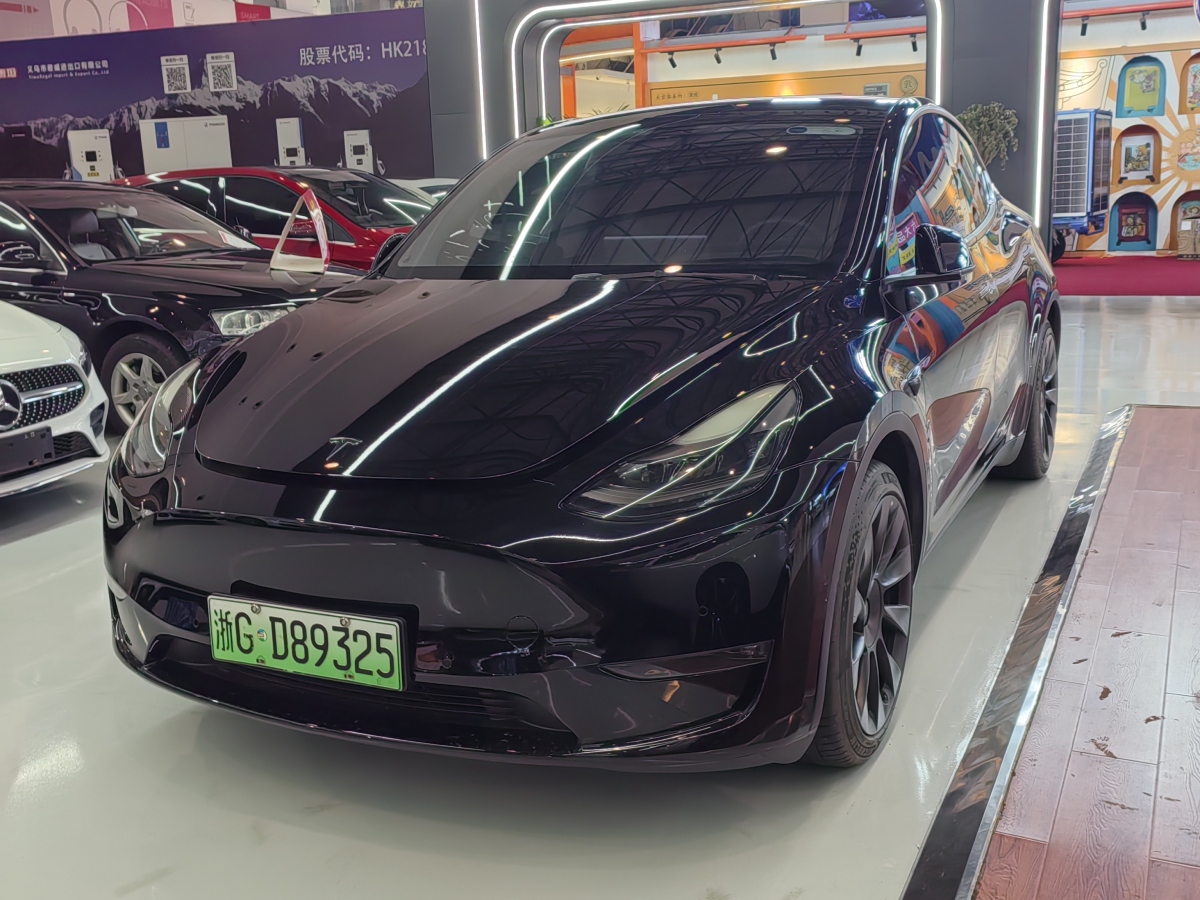 2021年10月特斯拉 Model 3  2021款 改款 標(biāo)準(zhǔn)續(xù)航后驅(qū)升級版