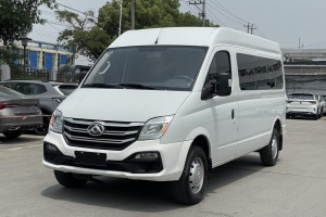 V80 上汽大通 2.0T 手動經(jīng)典傲運(yùn)通動力版長軸中頂6/7/8/9座