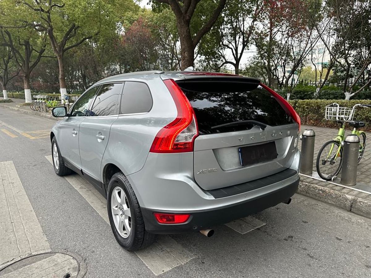 沃爾沃 XC60  2011款 2.0T 智雅版圖片